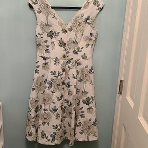 Floral Dress w/Pockets